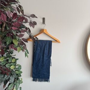 Alpaca carmago Navy Blue Scarf